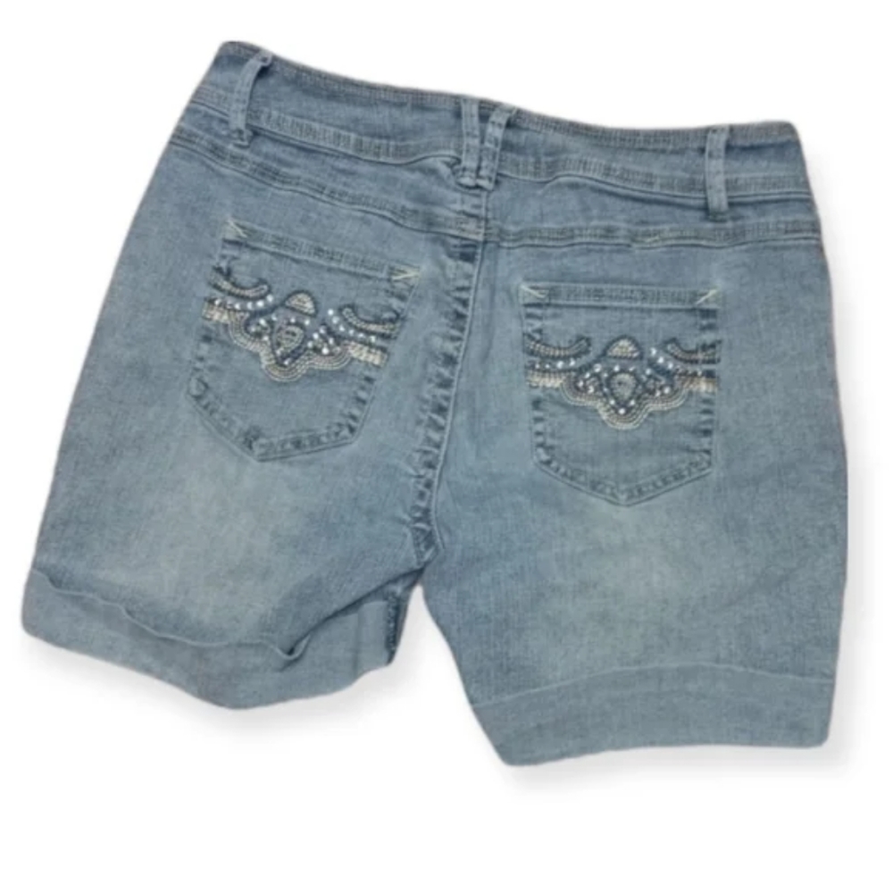 90s light wash bedazzled jean shorts size 4